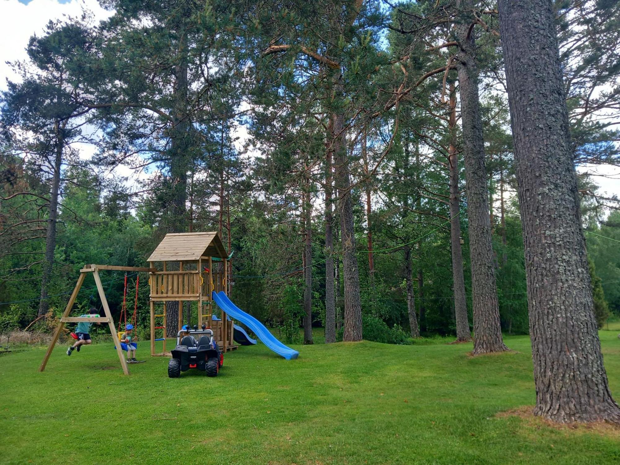 Guest House In Holmedal Årjäng Esterno foto